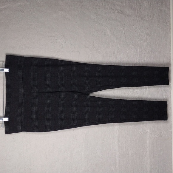 Tahari Black Window Pane Glen Plaid Mid Rise Elastic Waistband Pull On Leggings - Picture 11 of 11
